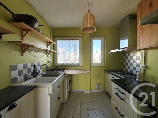Appartement T3 à vendre - 3 pièces - 55.57 m2 - VILLEURBANNE - 69 - RHONE-ALPES - Century 21 Villa Urbana