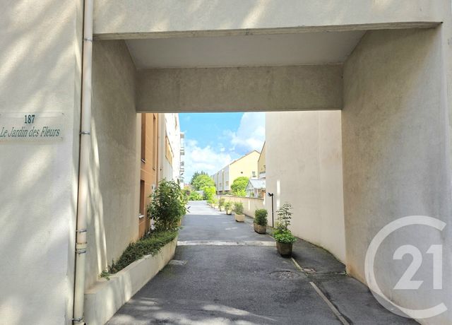 Appartement T3 à vendre - 3 pièces - 67.0 m2 - VILLEURBANNE - 69 - RHONE-ALPES - Century 21 Villa Urbana