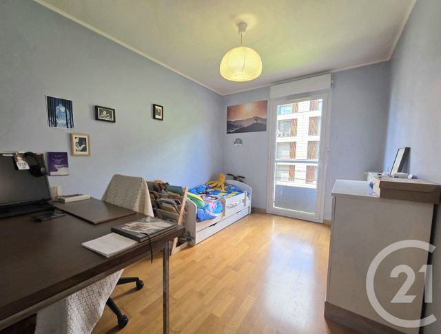 Appartement T3 à vendre - 3 pièces - 67.0 m2 - VILLEURBANNE - 69 - RHONE-ALPES - Century 21 Villa Urbana