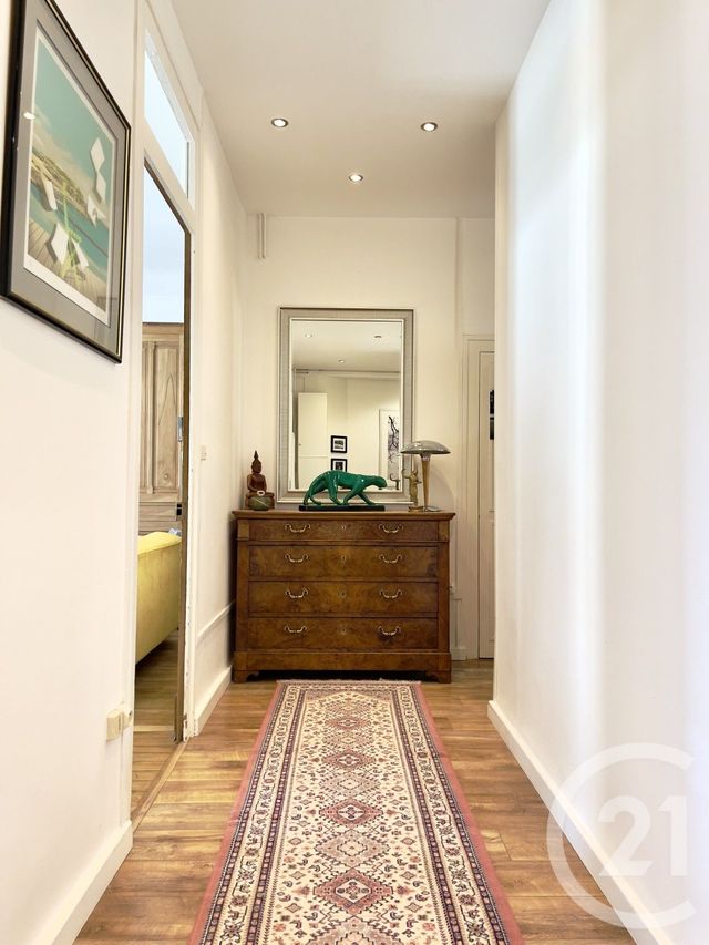 Appartement T3 à vendre - 3 pièces - 92.87 m2 - VILLEURBANNE - 69 - RHONE-ALPES - Century 21 Villa Urbana
