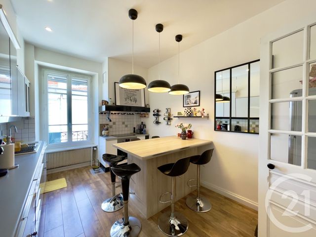 Appartement T3 à vendre - 3 pièces - 92.87 m2 - VILLEURBANNE - 69 - RHONE-ALPES - Century 21 Villa Urbana