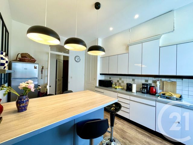 Appartement T3 à vendre - 3 pièces - 92.87 m2 - VILLEURBANNE - 69 - RHONE-ALPES - Century 21 Villa Urbana