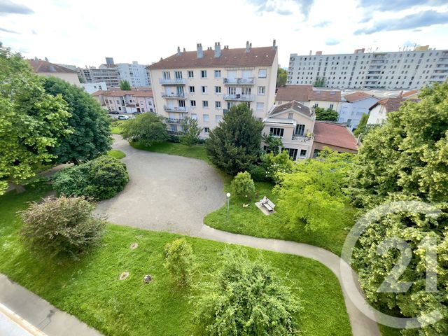 Appartement T3 à vendre - 3 pièces - 54.0 m2 - VILLEURBANNE - 69 - RHONE-ALPES - Century 21 Villa Urbana