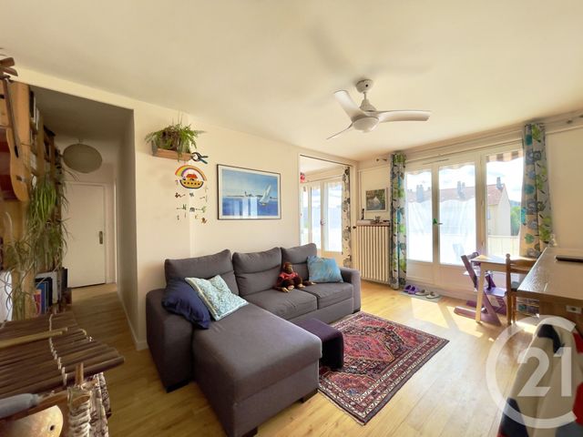 Appartement T3 à vendre - 3 pièces - 54.0 m2 - VILLEURBANNE - 69 - RHONE-ALPES - Century 21 Villa Urbana
