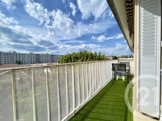 Appartement T3 à vendre - 3 pièces - 54.0 m2 - VILLEURBANNE - 69 - RHONE-ALPES - Century 21 Villa Urbana