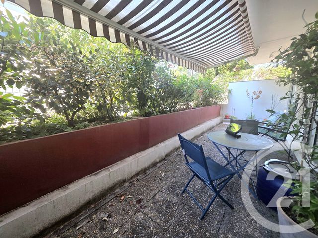 Appartement T3 à vendre - 3 pièces - 61.02 m2 - VILLEURBANNE - 69 - RHONE-ALPES - Century 21 Villa Urbana