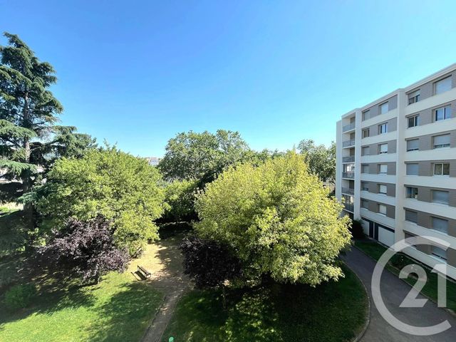 Appartement T2 à vendre - 2 pièces - 50.0 m2 - VILLEURBANNE - 69 - RHONE-ALPES - Century 21 Villa Urbana