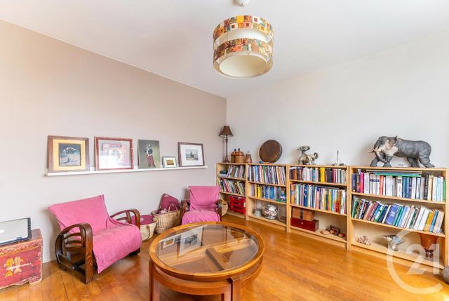 Appartement à vendre - 4 pièces - 78.0 m2 - BRON - 69 - RHONE-ALPES - Century 21 Villa Urbana