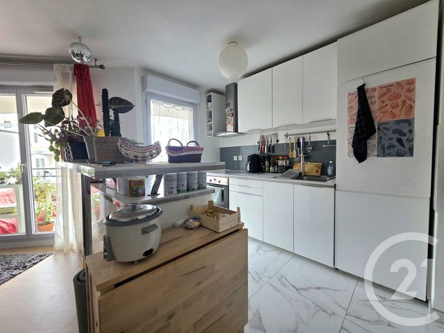 Appartement F2 à vendre - 2 pièces - 47.3 m2 - VILLEURBANNE - 69 - RHONE-ALPES - Century 21 Villa Urbana