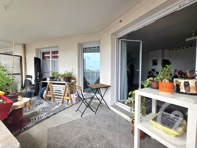 Appartement F2 à vendre - 2 pièces - 47.3 m2 - VILLEURBANNE - 69 - RHONE-ALPES - Century 21 Villa Urbana