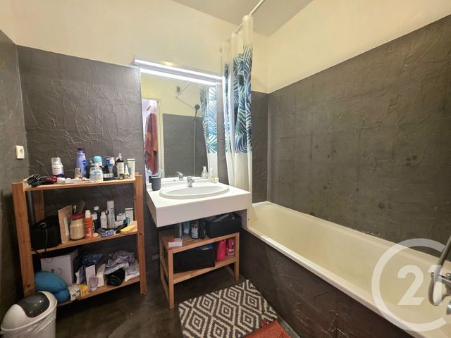 Appartement F2 à vendre - 2 pièces - 47.3 m2 - VILLEURBANNE - 69 - RHONE-ALPES - Century 21 Villa Urbana