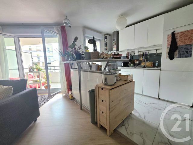Appartement F2 à vendre - 2 pièces - 47.3 m2 - VILLEURBANNE - 69 - RHONE-ALPES - Century 21 Villa Urbana