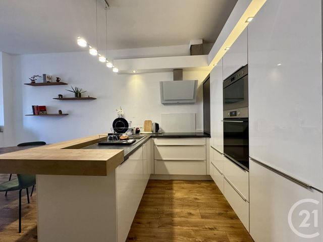 Appartement F3 à vendre - 3 pièces - 73.0 m2 - VILLEURBANNE - 69 - RHONE-ALPES - Century 21 Villa Urbana