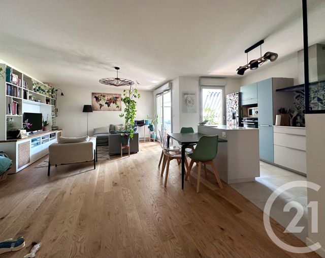 Appartement T3 à vendre - 3 pièces - 73.0 m2 - VILLEURBANNE - 69 - RHONE-ALPES - Century 21 Villa Urbana