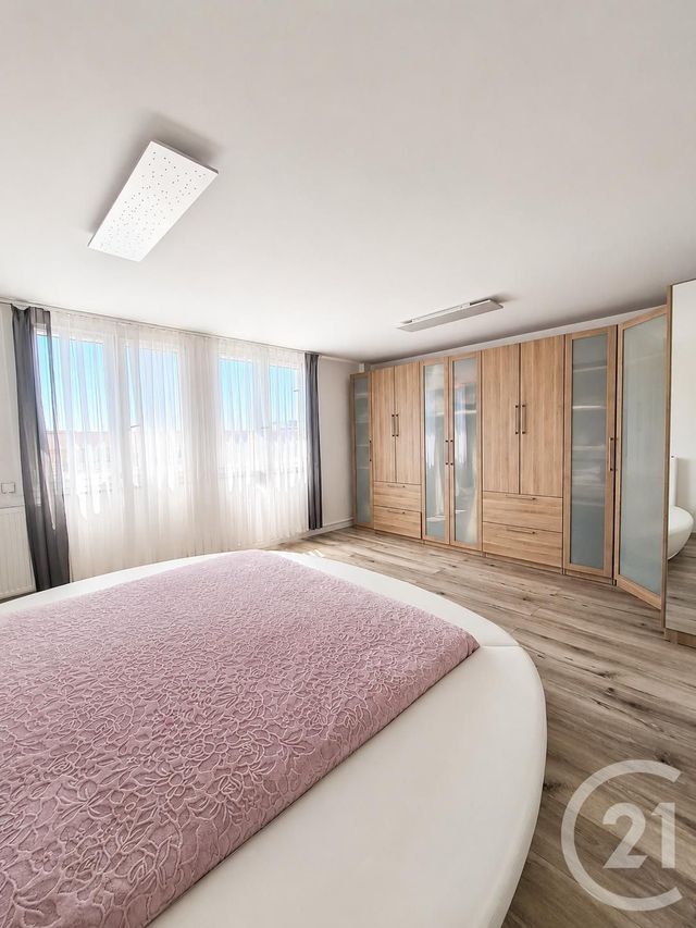 Appartement F4 à vendre - 4 pièces - 85.0 m2 - VAULX EN VELIN - 69 - RHONE-ALPES - Century 21 Villa Urbana
