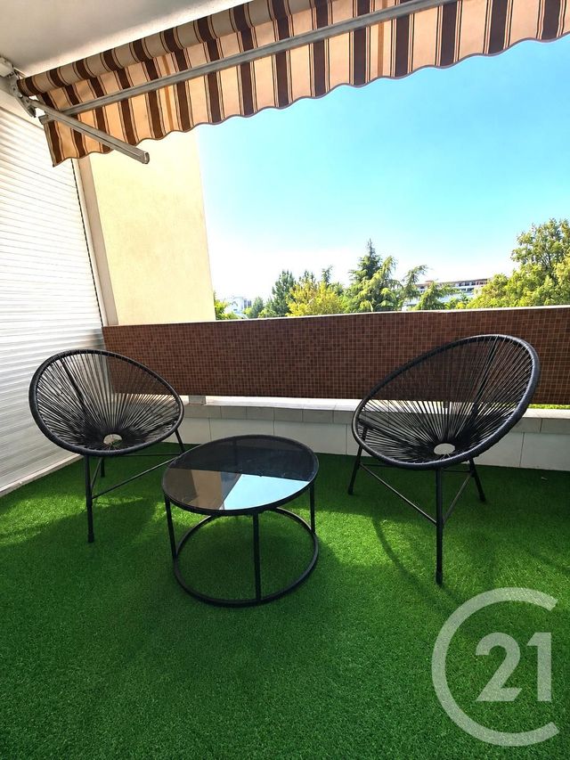 Appartement F4 à vendre - 4 pièces - 85.0 m2 - VAULX EN VELIN - 69 - RHONE-ALPES - Century 21 Villa Urbana