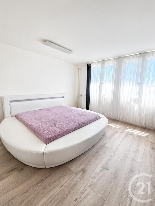 Appartement F4 à vendre - 4 pièces - 85.0 m2 - VAULX EN VELIN - 69 - RHONE-ALPES - Century 21 Villa Urbana