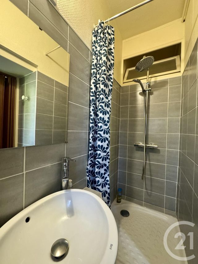 Appartement F3 à vendre - 3 pièces - 56.5 m2 - VILLEURBANNE - 69 - RHONE-ALPES - Century 21 Villa Urbana