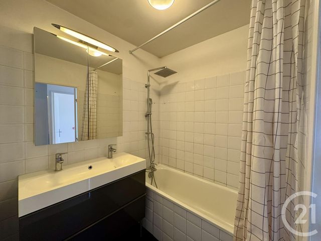 Appartement F3 bis à vendre - 3 pièces - 85.0 m2 - VILLEURBANNE - 69 - RHONE-ALPES - Century 21 Villa Urbana