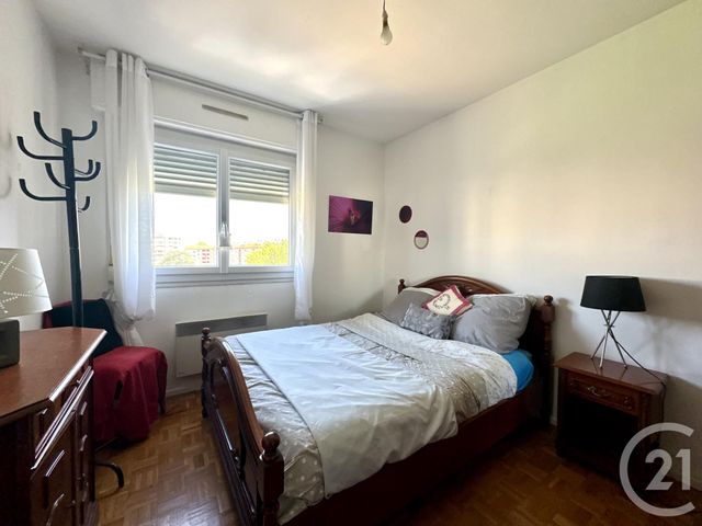 Appartement T3 à vendre - 3 pièces - 61.24 m2 - VILLEURBANNE - 69 - RHONE-ALPES - Century 21 Villa Urbana