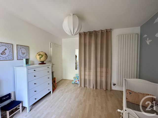 Appartement F3 à vendre - 3 pièces - 74.0 m2 - VILLEURBANNE - 69 - RHONE-ALPES - Century 21 Villa Urbana
