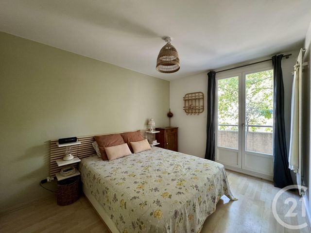 Appartement F3 à vendre - 3 pièces - 74.0 m2 - VILLEURBANNE - 69 - RHONE-ALPES - Century 21 Villa Urbana