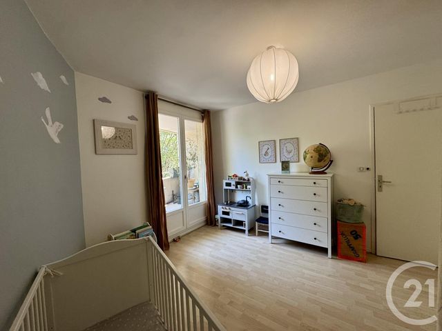 Appartement F3 à vendre - 3 pièces - 74.0 m2 - VILLEURBANNE - 69 - RHONE-ALPES - Century 21 Villa Urbana