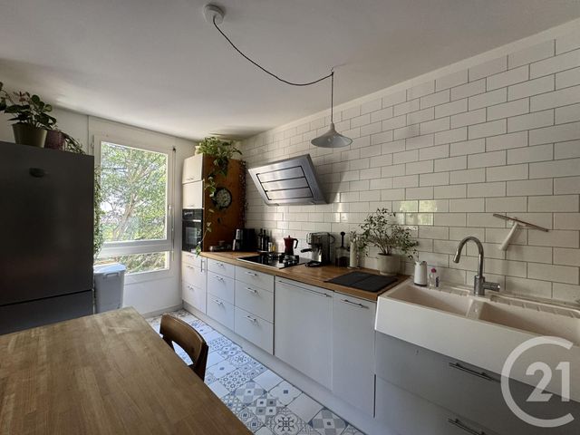 Appartement F3 à vendre - 3 pièces - 74.0 m2 - VILLEURBANNE - 69 - RHONE-ALPES - Century 21 Villa Urbana