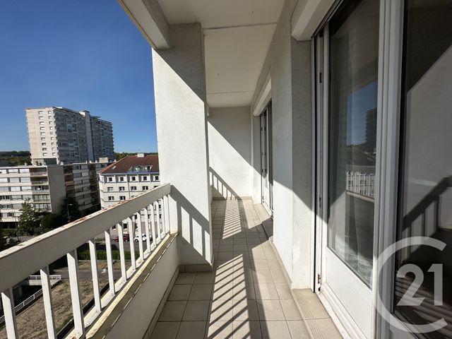 Appartement T2 à vendre - 2 pièces - 63.22 m2 - VILLEURBANNE - 69 - RHONE-ALPES - Century 21 Villa Urbana