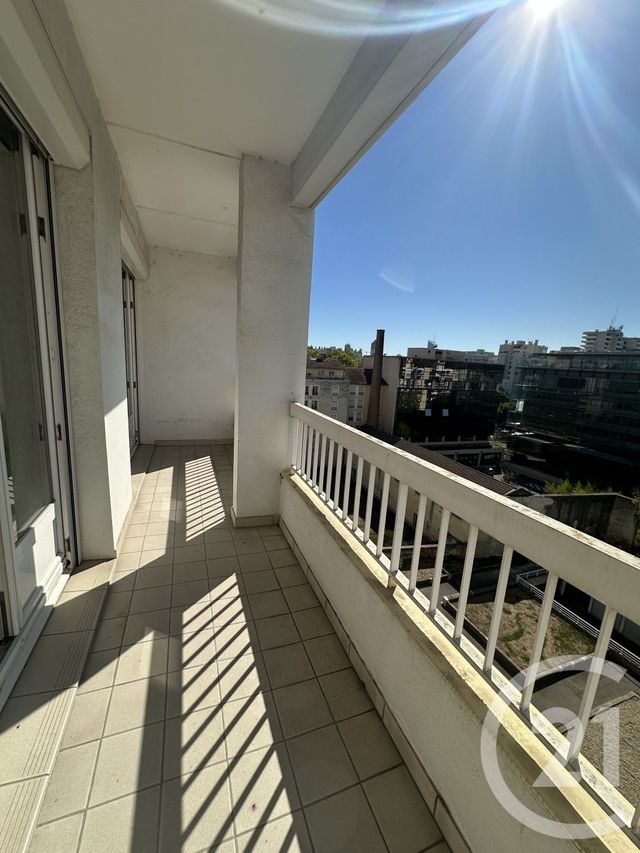 Appartement T2 à vendre - 2 pièces - 63.22 m2 - VILLEURBANNE - 69 - RHONE-ALPES - Century 21 Villa Urbana