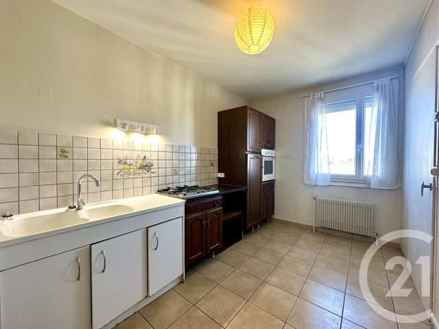 Appartement T2 à vendre - 2 pièces - 63.22 m2 - VILLEURBANNE - 69 - RHONE-ALPES - Century 21 Villa Urbana