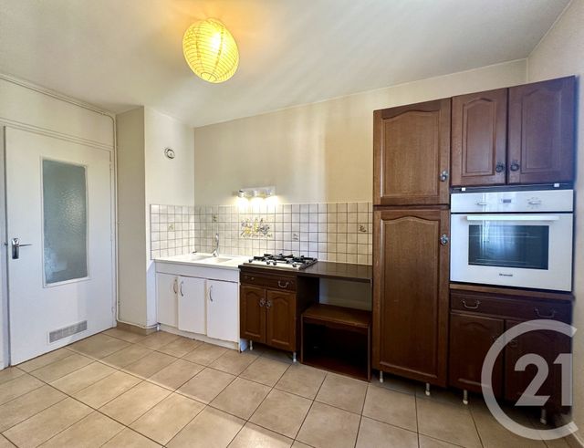 Appartement T2 à vendre - 2 pièces - 63.22 m2 - VILLEURBANNE - 69 - RHONE-ALPES - Century 21 Villa Urbana