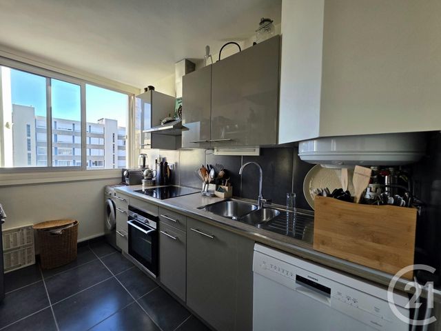 Appartement T2 à vendre - 2 pièces - 49.0 m2 - VILLEURBANNE - 69 - RHONE-ALPES - Century 21 Villa Urbana