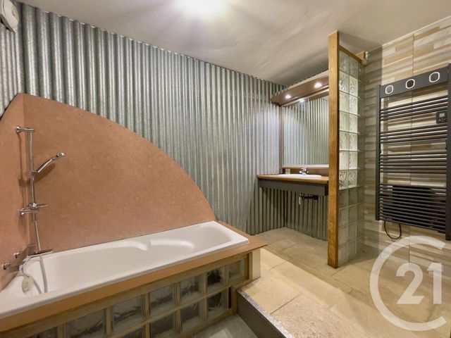 Appartement T3 à vendre - 3 pièces - 78.0 m2 - VILLEURBANNE - 69 - RHONE-ALPES - Century 21 Villa Urbana