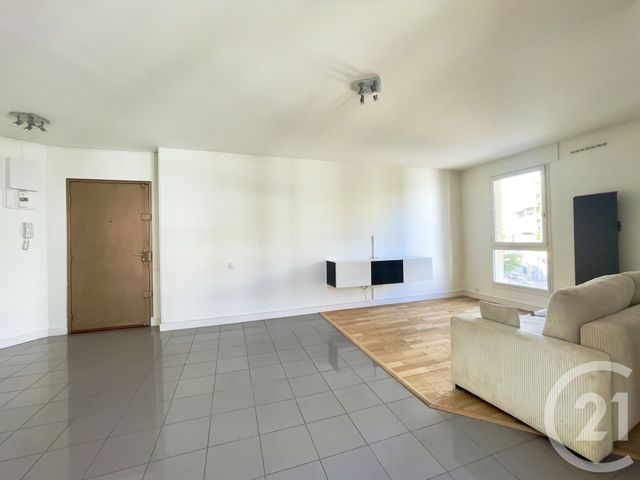 Appartement T3 à vendre - 3 pièces - 78.0 m2 - VILLEURBANNE - 69 - RHONE-ALPES - Century 21 Villa Urbana