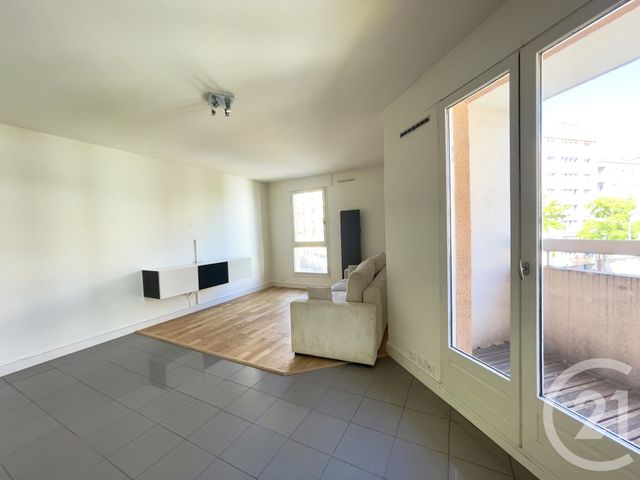 Appartement T3 à vendre - 3 pièces - 78.0 m2 - VILLEURBANNE - 69 - RHONE-ALPES - Century 21 Villa Urbana