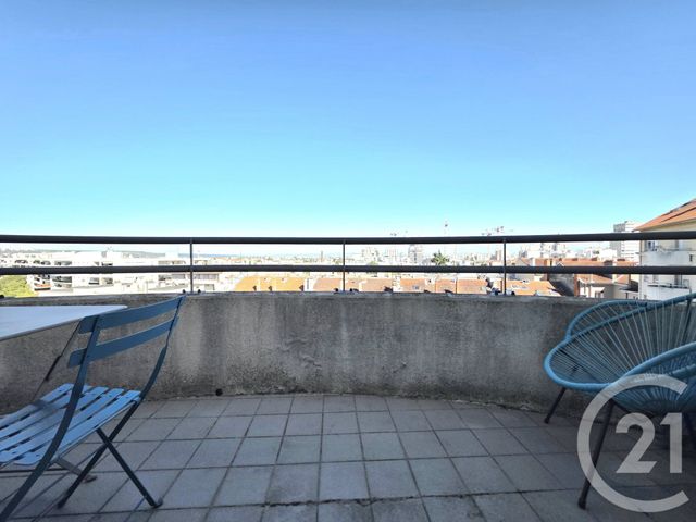 Appartement T2 à vendre - 2 pièces - 49.0 m2 - VILLEURBANNE - 69 - RHONE-ALPES - Century 21 Villa Urbana