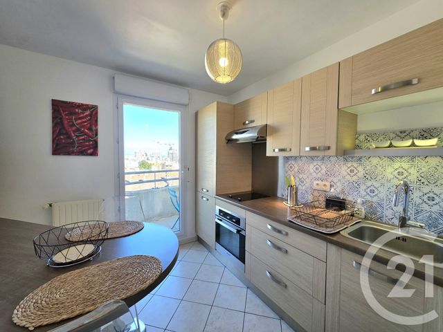 Appartement T2 à vendre - 2 pièces - 49.0 m2 - VILLEURBANNE - 69 - RHONE-ALPES - Century 21 Villa Urbana
