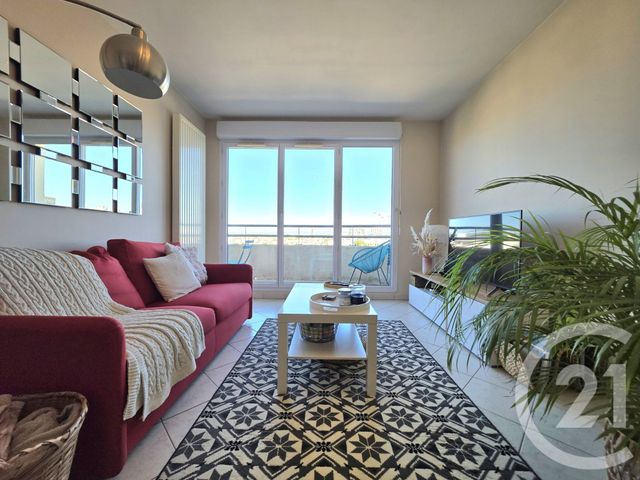 Appartement T2 à vendre - 2 pièces - 49.0 m2 - VILLEURBANNE - 69 - RHONE-ALPES - Century 21 Villa Urbana