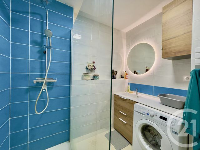 Appartement T3 à vendre - 3 pièces - 60.0 m2 - VILLEURBANNE - 69 - RHONE-ALPES - Century 21 Villa Urbana