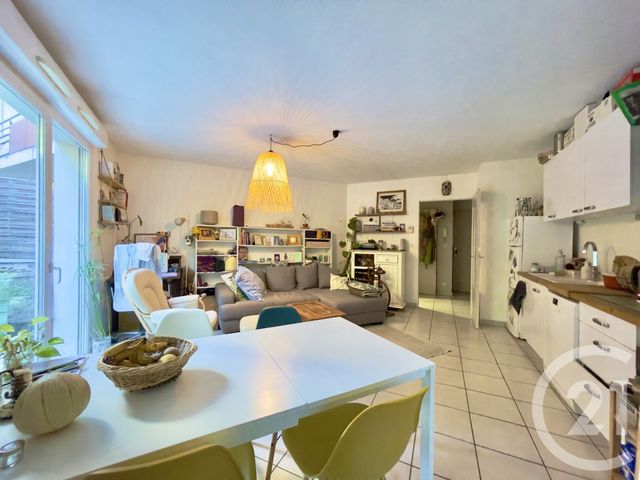 Appartement T3 à vendre - 3 pièces - 60.0 m2 - VILLEURBANNE - 69 - RHONE-ALPES - Century 21 Villa Urbana