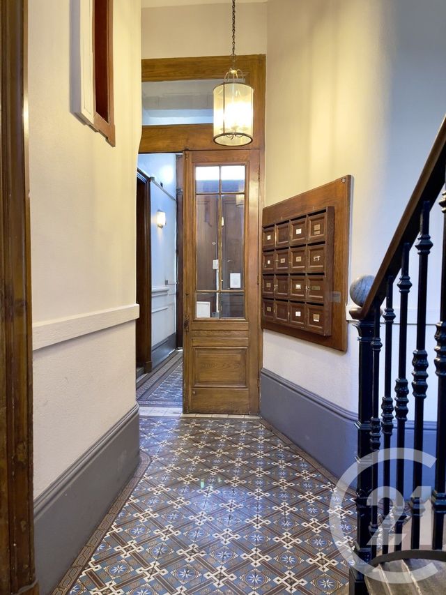 Appartement T1 à vendre - 1 pièce - 36.75 m2 - VILLEURBANNE - 69 - RHONE-ALPES - Century 21 Villa Urbana