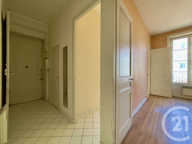 Appartement T1 à vendre - 1 pièce - 36.75 m2 - VILLEURBANNE - 69 - RHONE-ALPES - Century 21 Villa Urbana