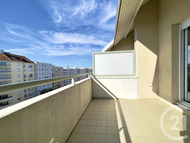 Appartement T3 à vendre - 3 pièces - 72.0 m2 - VILLEURBANNE - 69 - RHONE-ALPES - Century 21 Villa Urbana