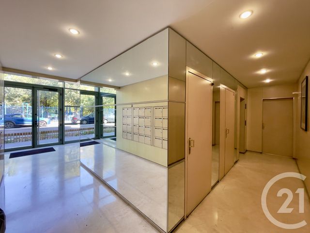 Appartement T3 à vendre - 3 pièces - 72.0 m2 - VILLEURBANNE - 69 - RHONE-ALPES - Century 21 Villa Urbana