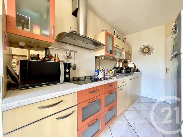 Appartement T3 à vendre - 3 pièces - 72.0 m2 - VILLEURBANNE - 69 - RHONE-ALPES - Century 21 Villa Urbana
