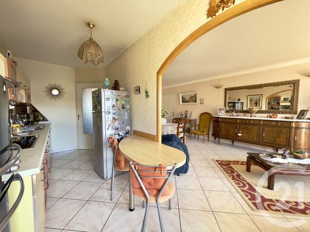 Appartement T3 à vendre - 3 pièces - 72.0 m2 - VILLEURBANNE - 69 - RHONE-ALPES - Century 21 Villa Urbana