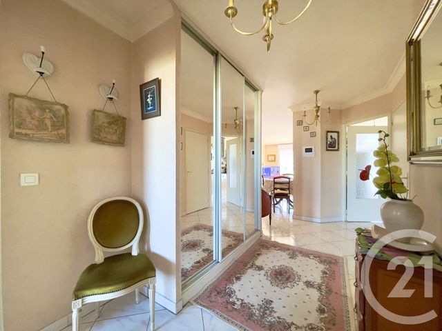 Appartement T3 à vendre - 3 pièces - 72.0 m2 - VILLEURBANNE - 69 - RHONE-ALPES - Century 21 Villa Urbana
