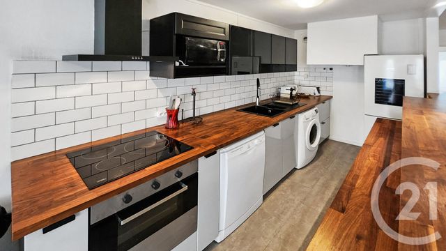 Appartement F3 à vendre - 3 pièces - 66.0 m2 - VILLEURBANNE - 69 - RHONE-ALPES - Century 21 Villa Urbana