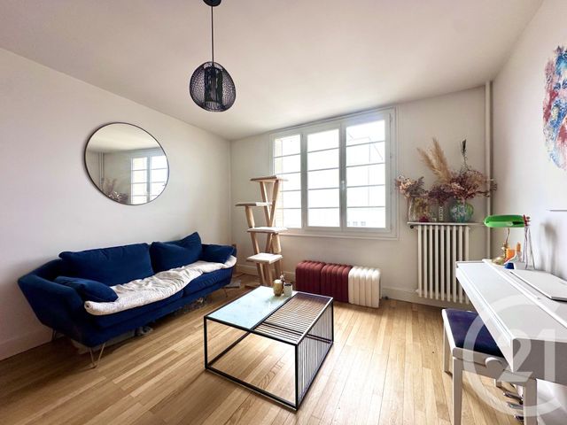 Appartement T3 à vendre - 3 pièces - 64.81 m2 - VILLEURBANNE - 69 - RHONE-ALPES - Century 21 Villa Urbana